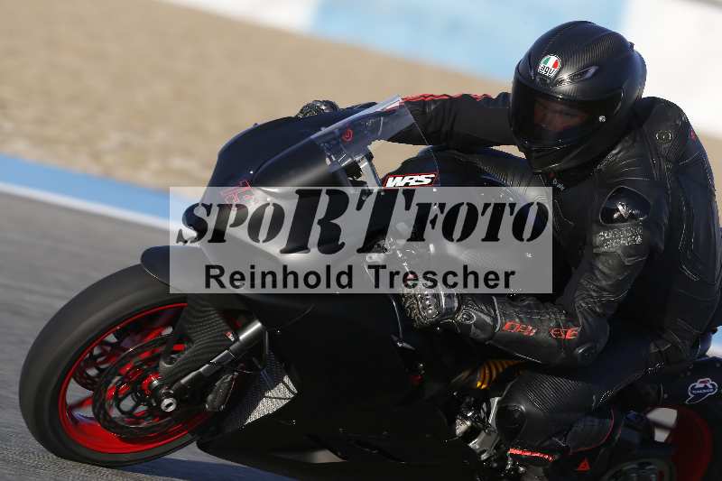 Archiv-2025/02 28.-31.01.2025 Moto Center Thun Jerez/gruen-green/79